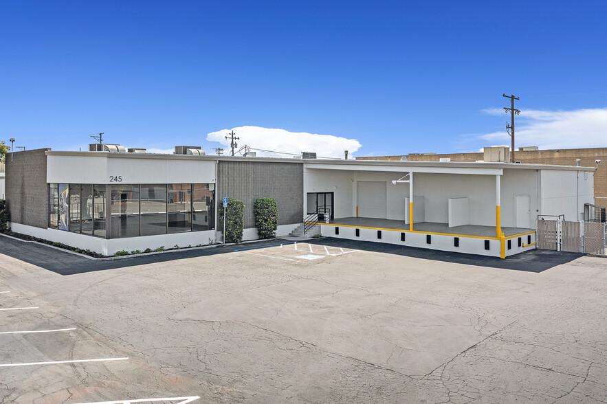 Primary Photo Of 245 M St, Fresno Warehouse For Lease