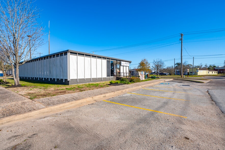 More Photos Of 4211 Video St, Dickinson Office For Sale