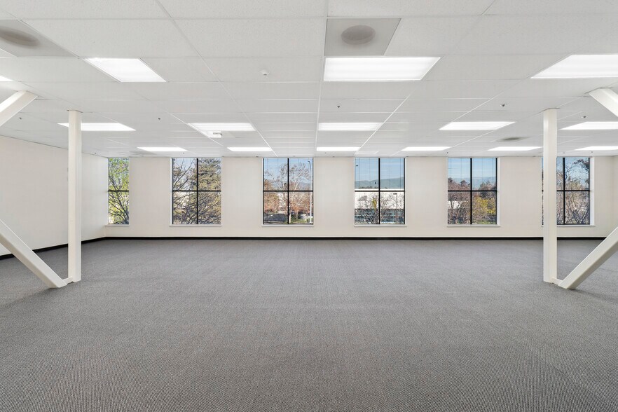 More Photos Of 193-199 Topaz St, Milpitas Warehouse For Sale