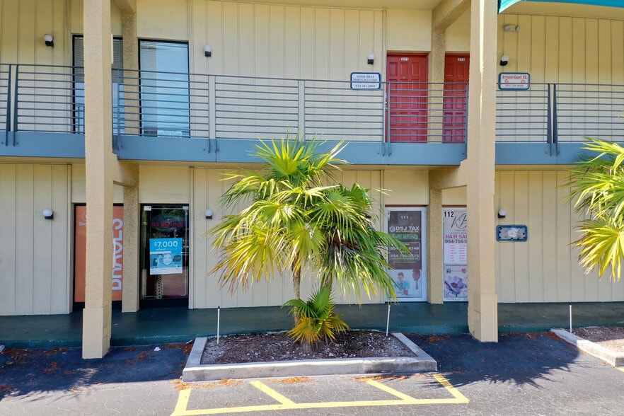 More Photos Of 2331 N State Road 7, Lauderhill Office For Sale