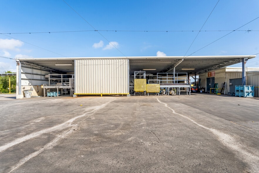 More Photos Of 2600 45th St, Vero Beach Food Processing For Sale
