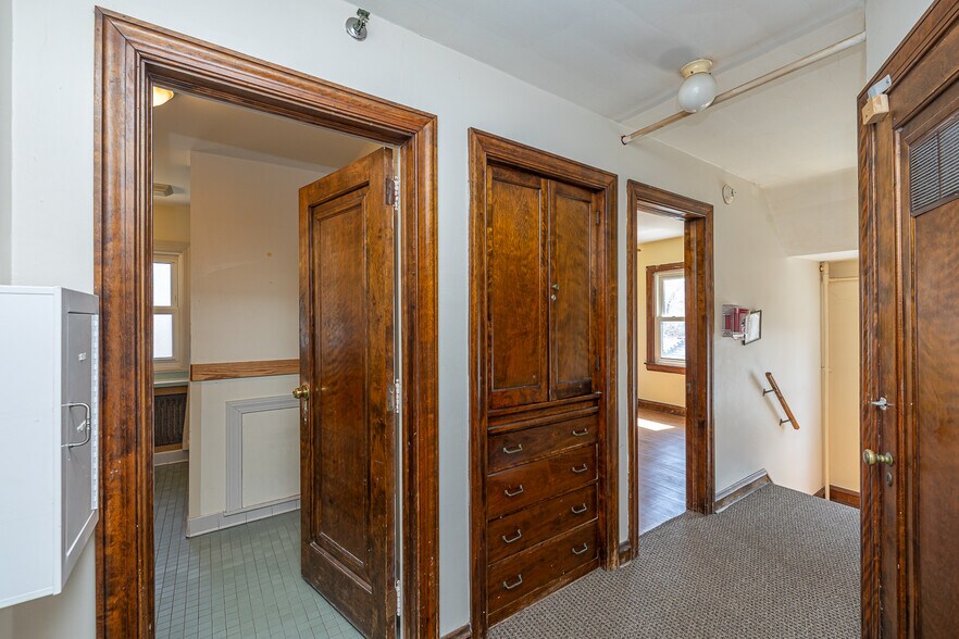 More Photos Of 10000 Granger Rd, Cleveland Assisted Living For Sale