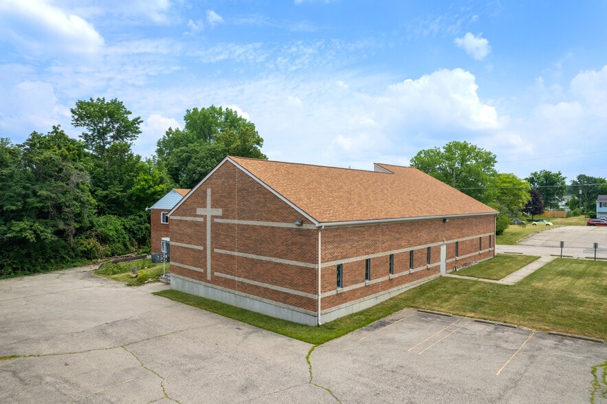 More Photos Of 1050 Kemper Meadow Dr, Cincinnati Religious Facility For Sale