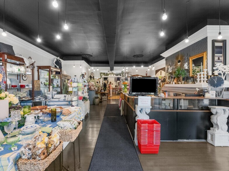 More Photos Of 9 Park St, Chatham Storefront For Sale