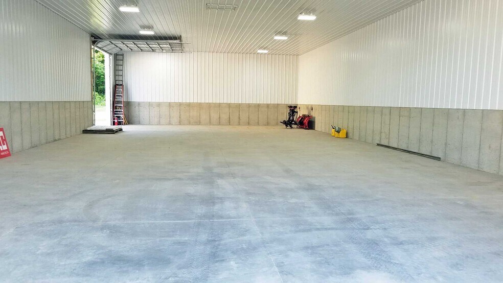 More Photos Of 1235 Lincoln Rd, Allegan Warehouse For Sale