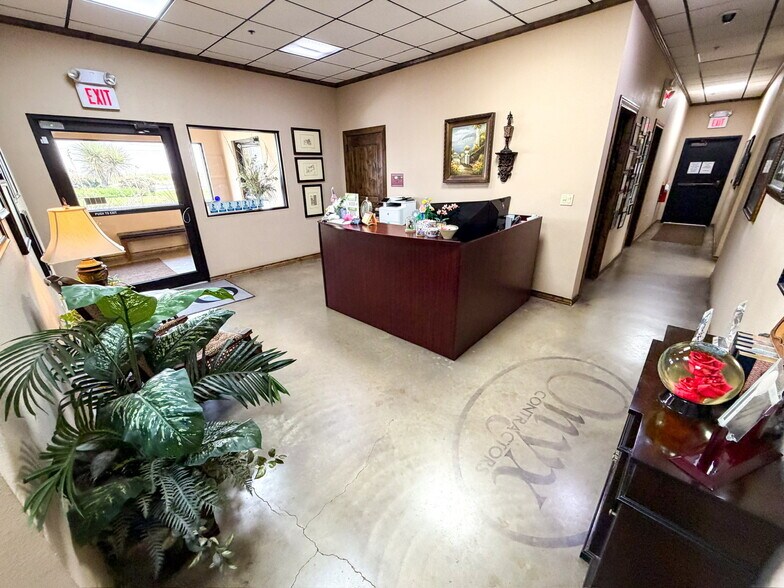 More Photos Of 1010 S FM 1788, Midland Service For Lease