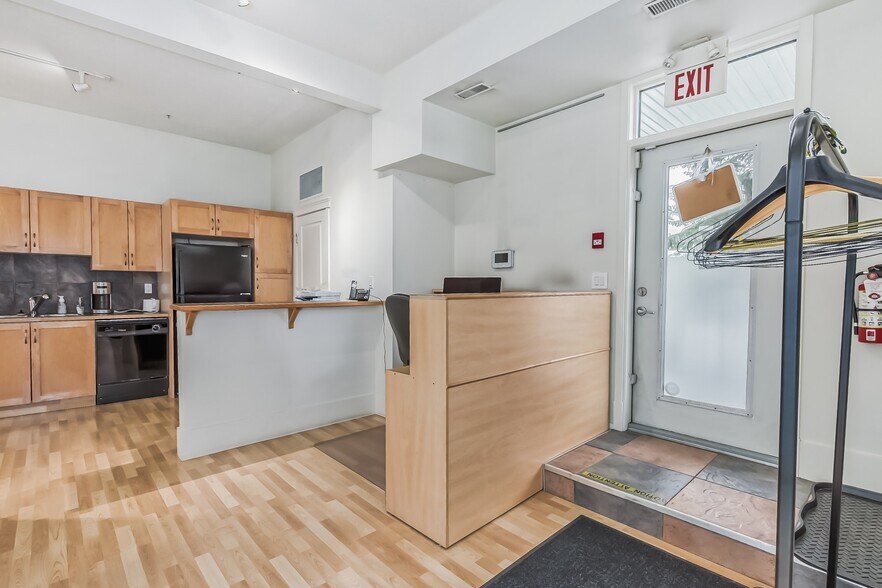 More Photos Of 10403 122 St, Edmonton Office For Sale