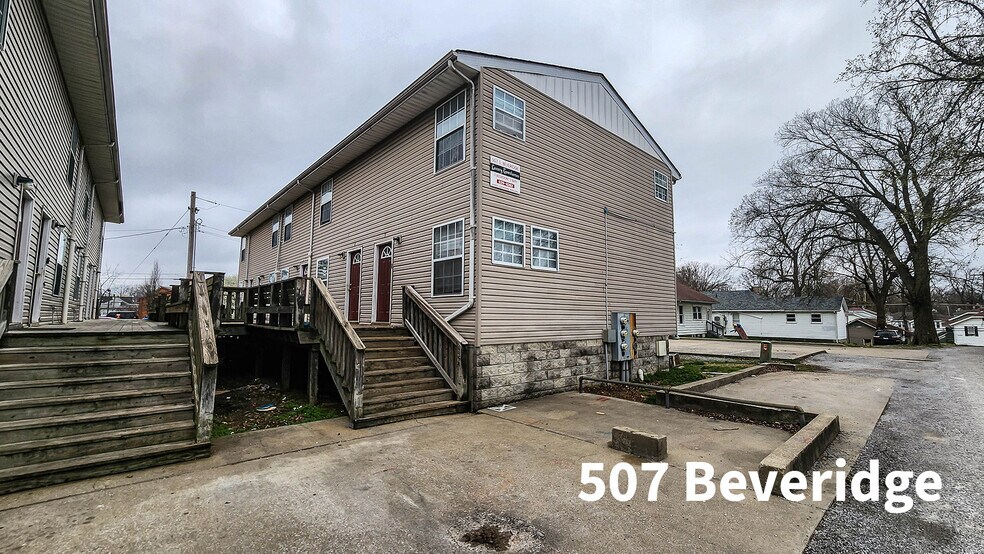 More Photos Of 600 S Washington St, Carbondale Apartments For Sale