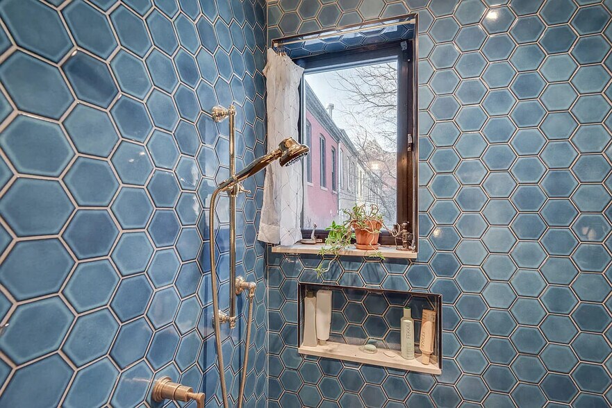 More Photos Of 39 Clifton Pl, Brooklyn Storefront Retail Residential For Sale