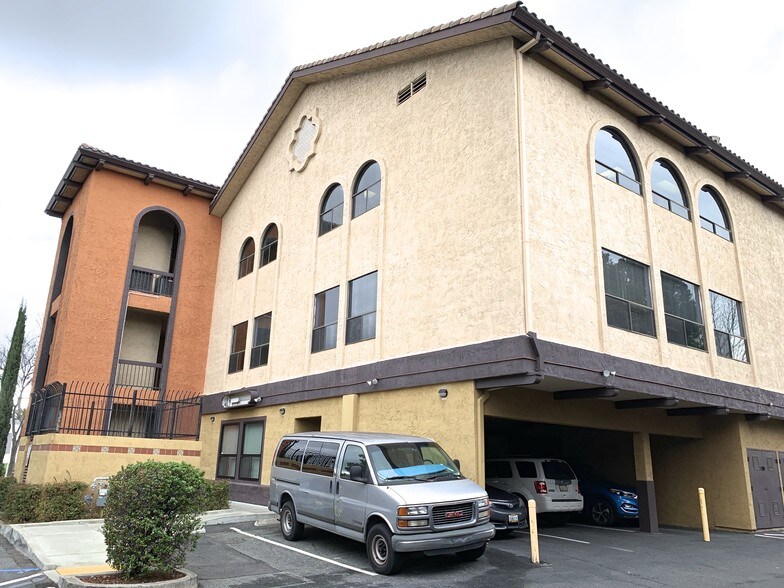 More Photos Of 2380 Salvio St, Concord Medical For Lease