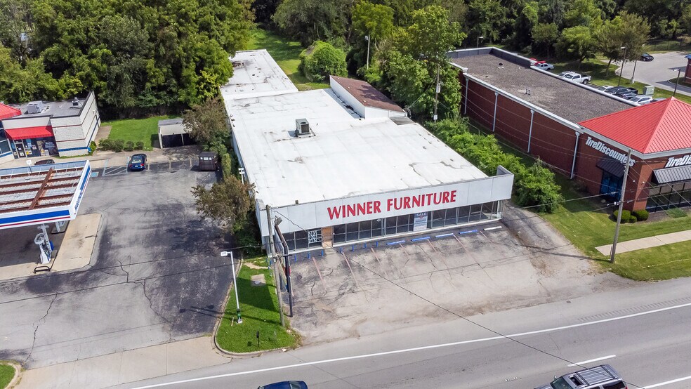 More Photos Of 10509 Dixie Hwy, Louisville Freestanding For Lease