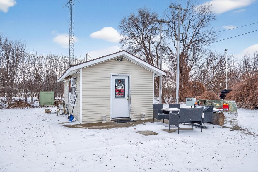 More Photos Of 6006 Ann Arbor Rd, Jackson General Retail For Sale