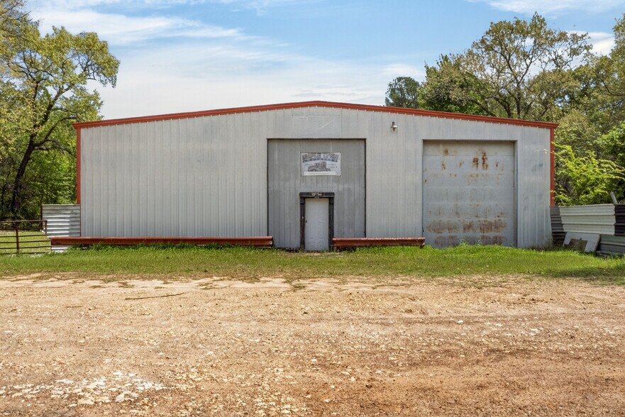 Primary Photo Of 150 Private Road 3367, Gladewater Industrial For Sale
