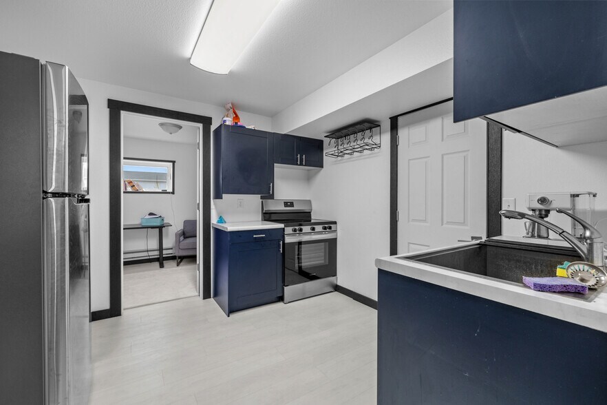 More Photos Of 1113 10th St NW, Minot Multifamily For Sale