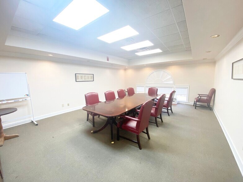 More Photos Of 5935 Buford Hwy, Norcross Office For Lease