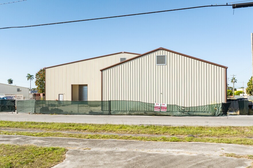 More Photos Of 146 2nd St, Homestead Warehouse For Sale