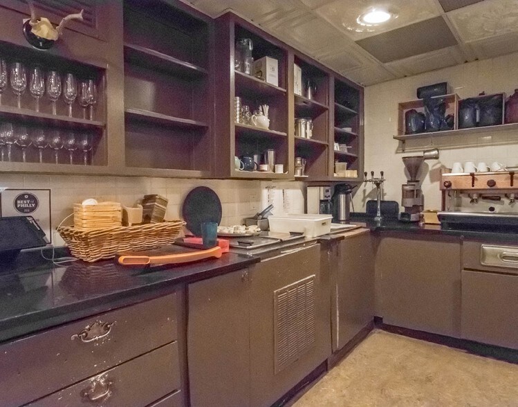 More Photos Of 1521 Spruce St, Philadelphia Apartments For Lease