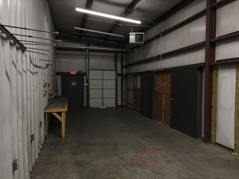 More Photos Of 2029 Brookside Ln, Kingsport Industrial For Sale