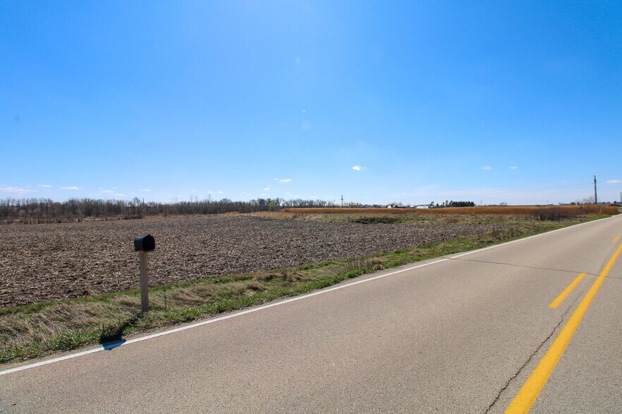 More Photos Of 5640 44th Ave S, Clinton Industrial For Sale