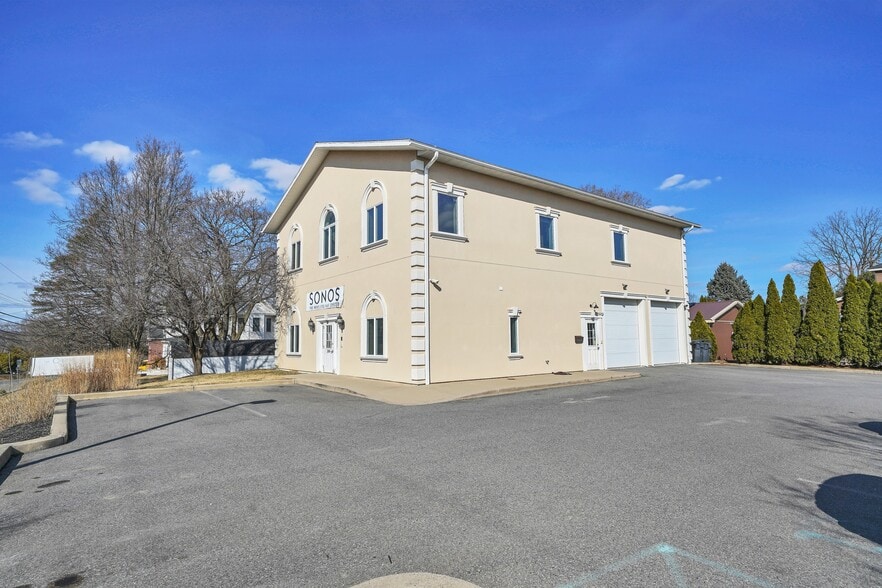 More Photos Of 210 3rd Ave, Alpha Office Residential For Sale