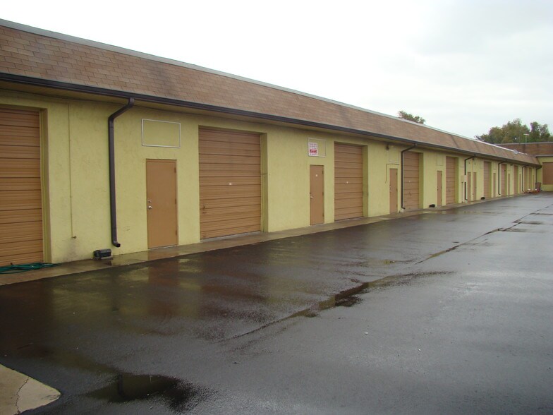 More Photos Of 3080 N Washington Blvd, Sarasota Flex For Lease