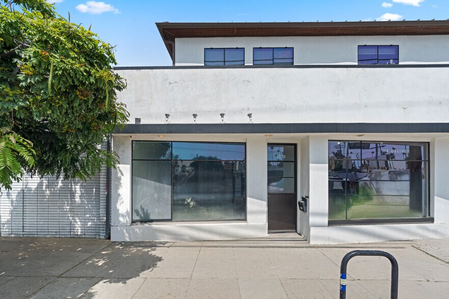More Photos Of 2010-2016 Lincoln Blvd, Venice Storefront Retail Office For Lease
