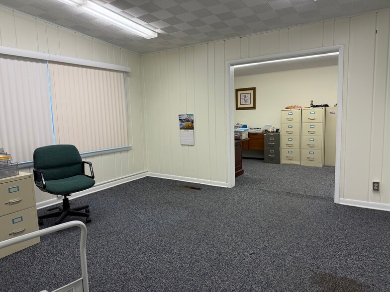 More Photos Of 111 Jones Ave, Monroe Warehouse For Sale