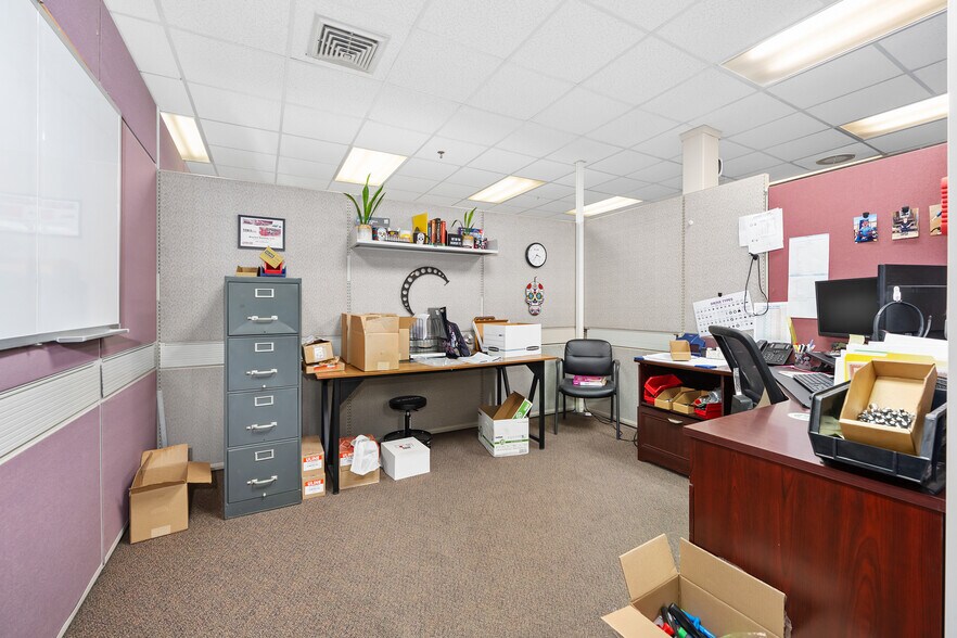 More Photos Of 2 Sunshine Blvd, Ormond Beach Light Distribution For Lease