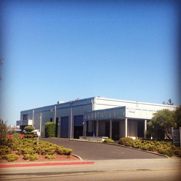 More Photos Of 1281 Andersen Dr, San Rafael Warehouse For Lease