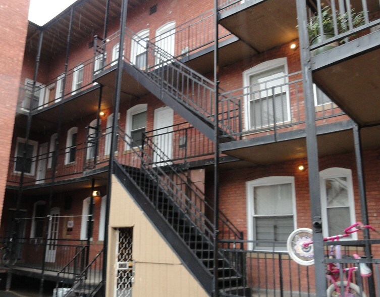 More Photos Of 1069-1075 Capitol Ave, Hartford Apartments For Sale
