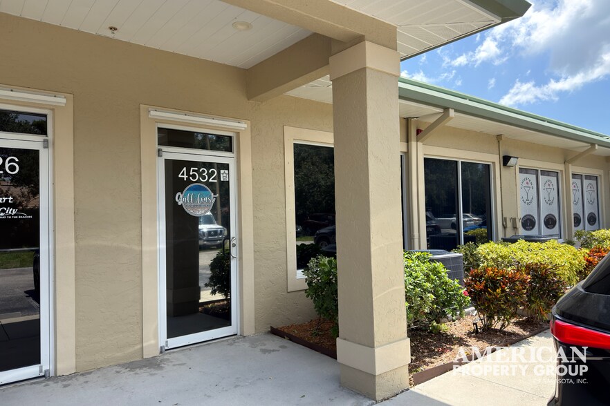 More Photos Of 4532 McAshton St, Sarasota Truck Terminal For Sale