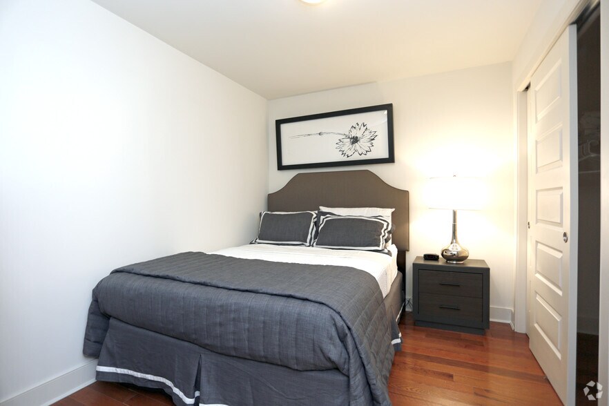 More Photos Of 200-202 Schley St, Garfield Apartments For Sale