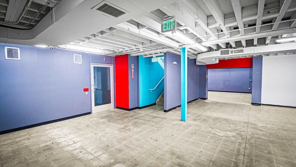 More Photos Of 236-242 Pine Ave, Long Beach Storefront Retail Office For Lease