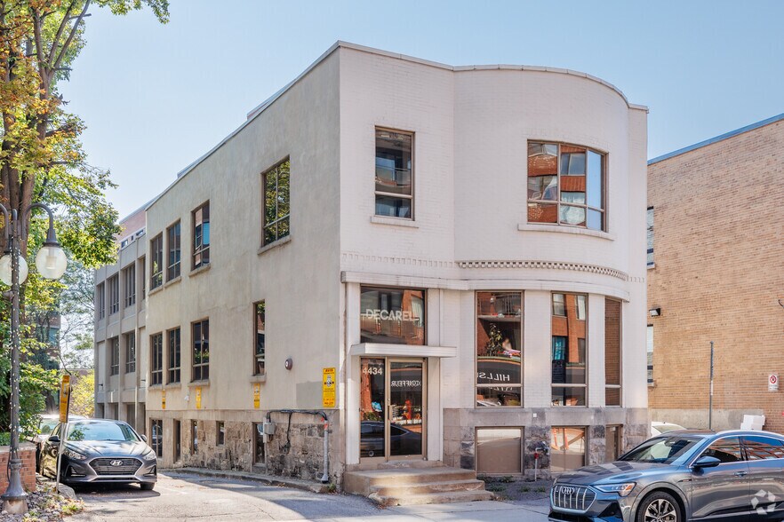 Primary Photo Of 4434 Rue Sainte-Catherine O, Westmount Loft Creative Space For Sale