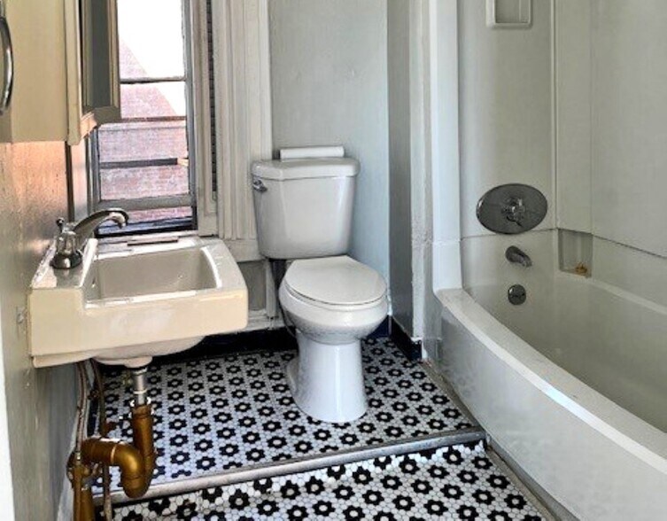 More Photos Of 122 Benefit St, Providence Apartments For Sale