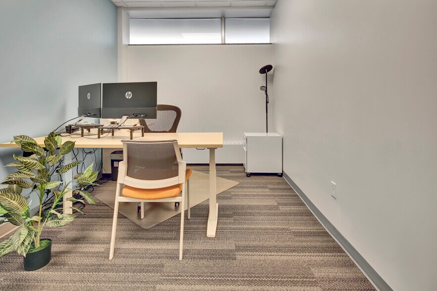 More Photos Of 717 W St Germain St, Saint Cloud Office For Sale