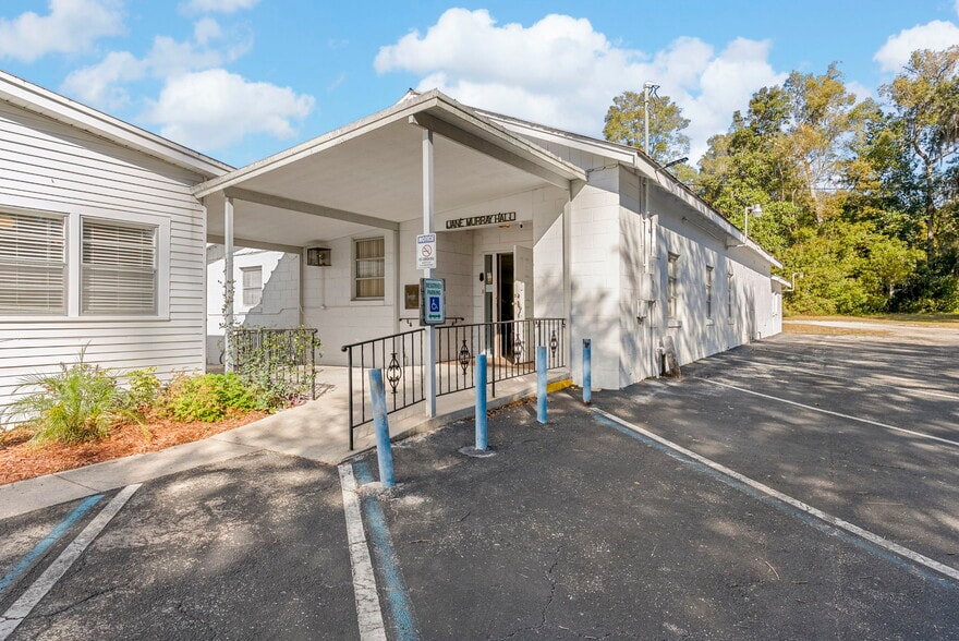More Photos Of 201 W University Ave, Orange City Religious Facility For Sale