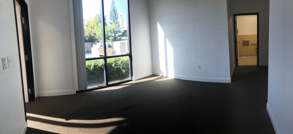 More Photos Of 1001 Nichols Dr, Rocklin Warehouse For Lease