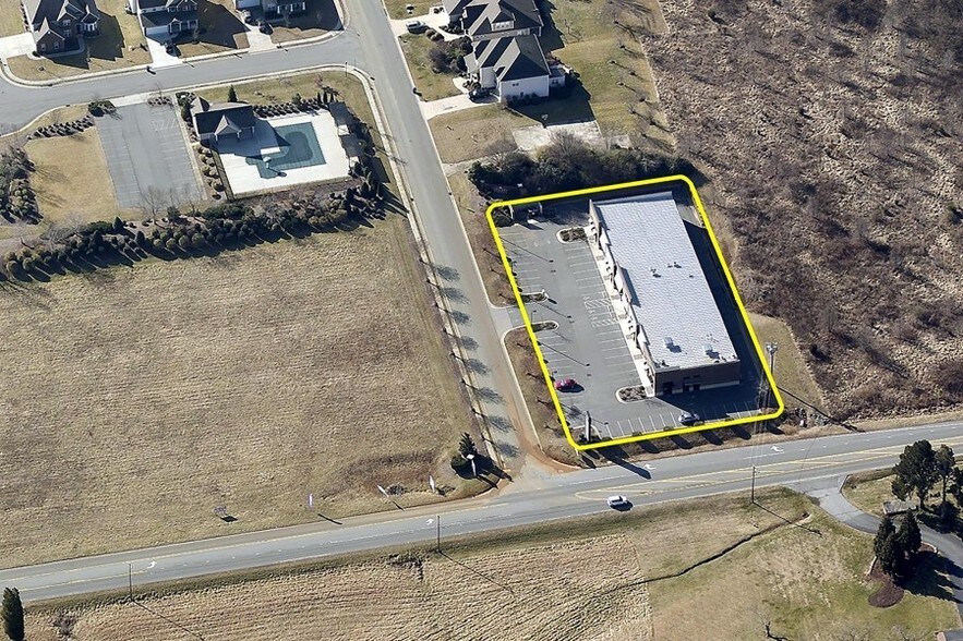 More Photos Of 90 Cape Fear Dr, Whitsett Storefront For Sale