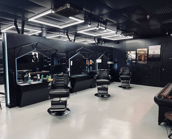More Photos Of 5661-5715 W Sahara Ave, Las Vegas Unknown For Lease