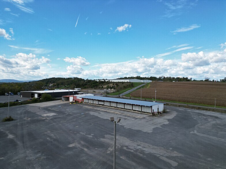 More Photos Of 3570 Broadway Rd, Milton Truck Terminal For Sale