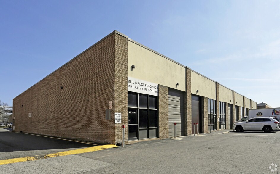 More Photos Of 2711 Dorr Ave, Merrifield Warehouse For Lease