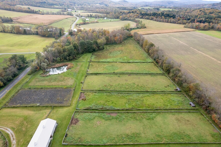 More Photos Of 4 Whitman Rd, Stephentown Sports And Entertainment For Sale