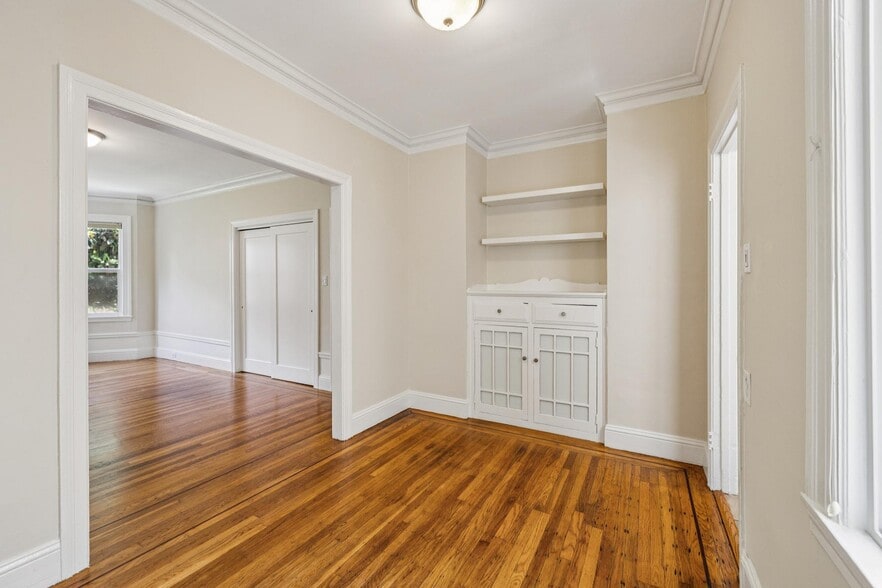 More Photos Of 1133 Webster St, San Francisco Apartments For Sale