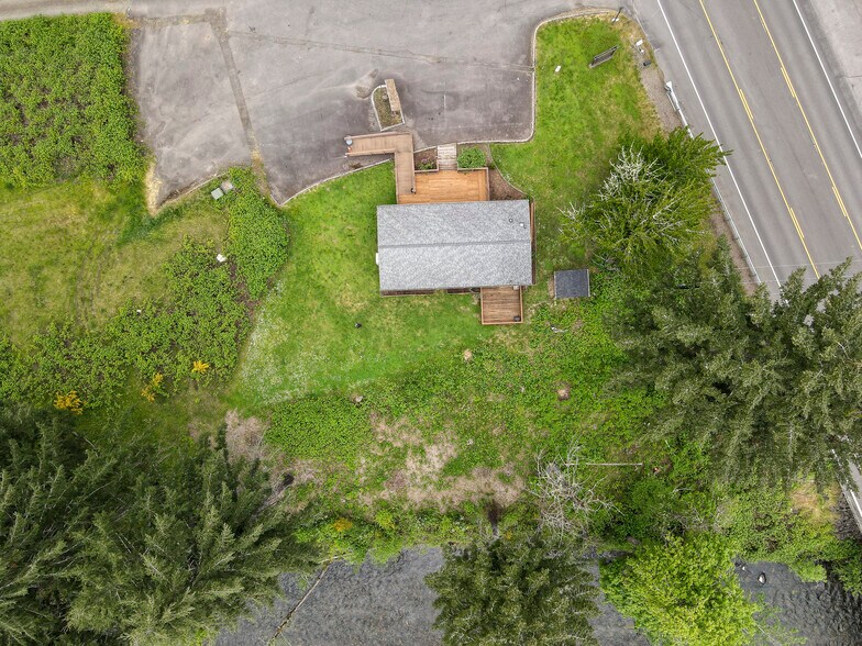 More Photos Of 45632 McKenzie Hwy, Vida Flex For Sale