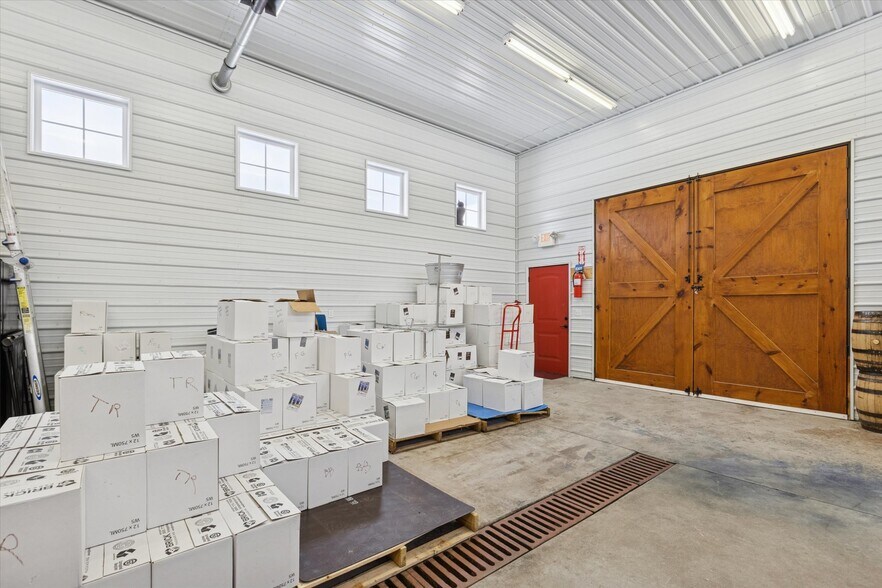 More Photos Of 8370 Lakeview Rd, Alanson Winery Vineyard For Sale