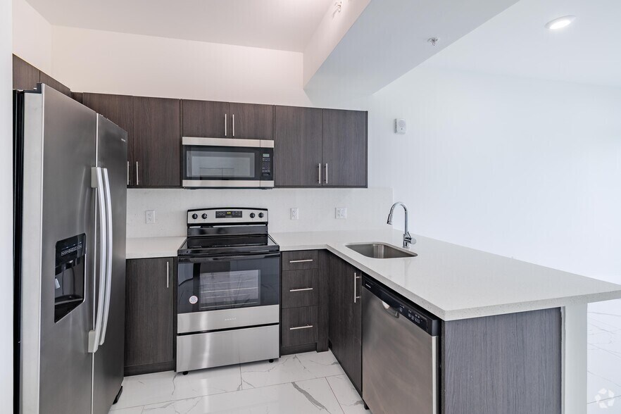 More Photos Of 1 Curtiss Pky, Miami Springs Apartments For Sale