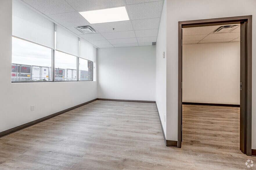 More Photos Of 215 Carlingview Dr, Toronto Light Distribution For Lease