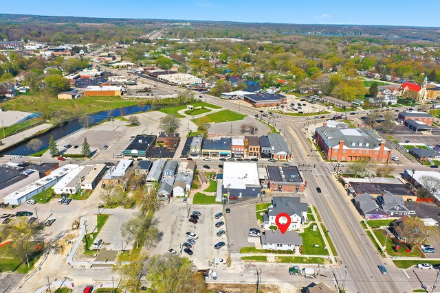 More Photos Of 3425 W Elm St, McHenry Office For Sale