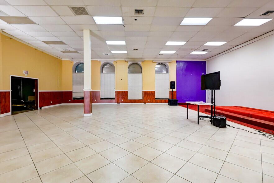 More Photos Of ,  Unknown For Sale